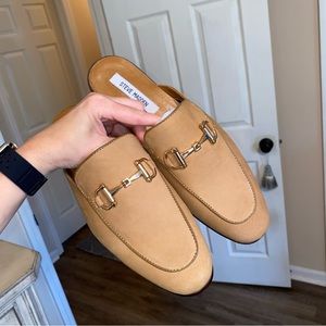 Steve Madden Dazling Camel Nubuck Mules
